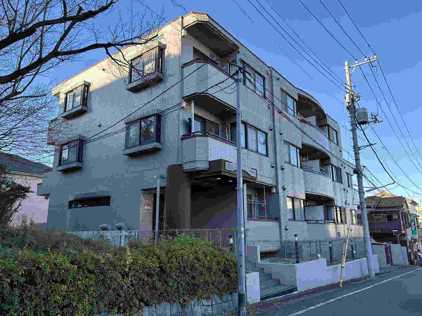 ヨウコースクウェア大泉